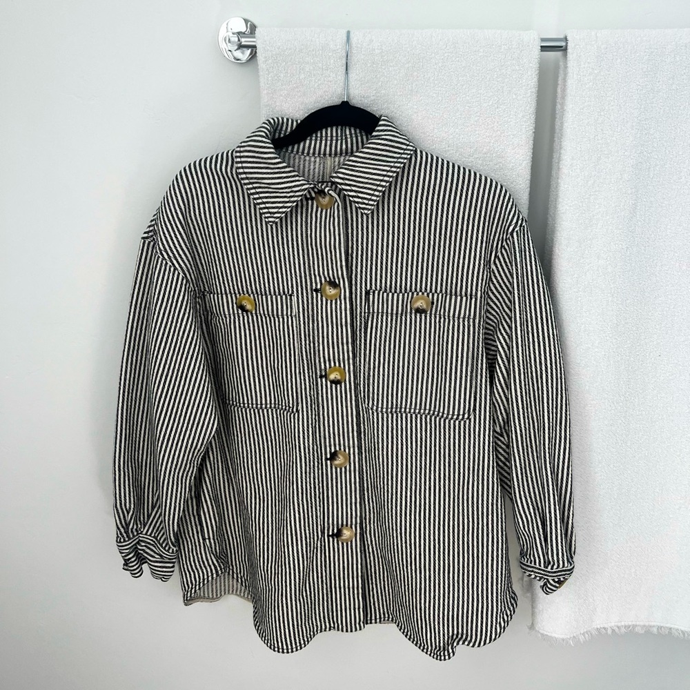 Zara button up top